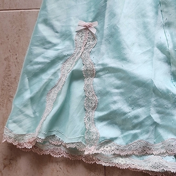 Victoria Secret Cliche - Picture 10 of 10